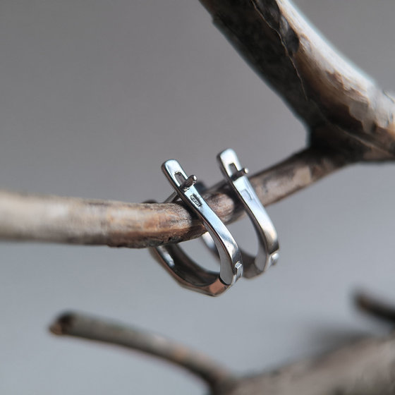 Серебряные серьги без камней