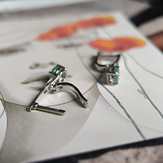 Серебряные серьги с изумрудом 1.632ct