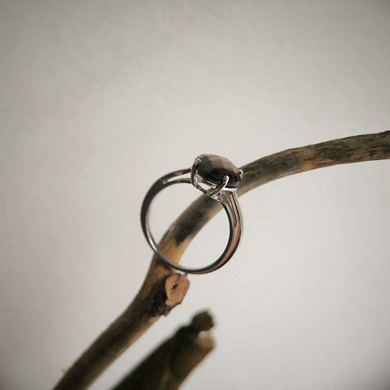 Серебряное кольцо с раухтопазом (дымчатым кварцем) 4.925ct