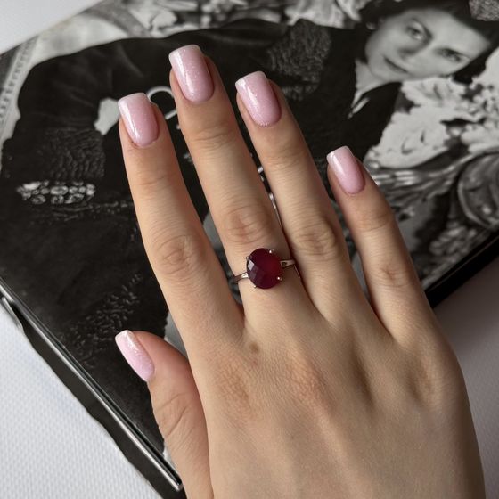 Серебряное кольцо с рубином 5.33ct