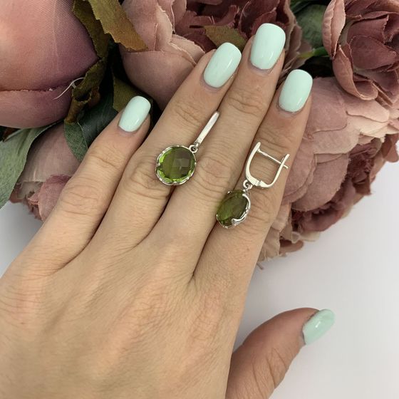 Серебряные серьги с султанитом