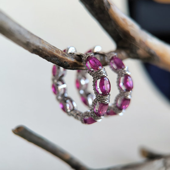 Серебряные серьги с рубином 14.169ct, фианитами