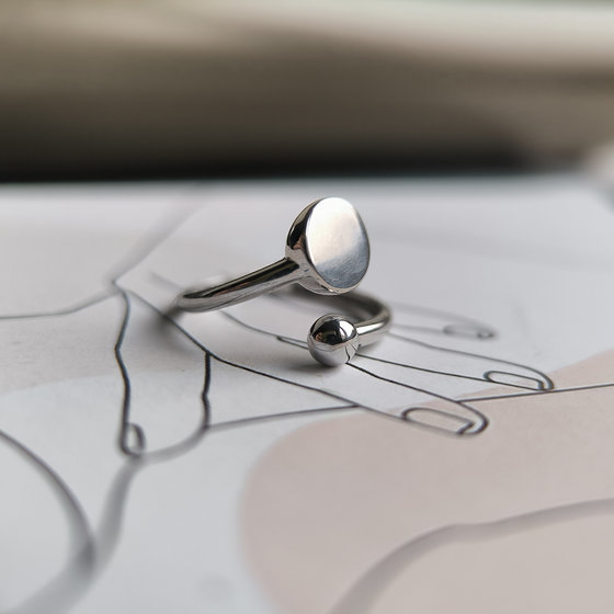 Серебряное кольцо без камней