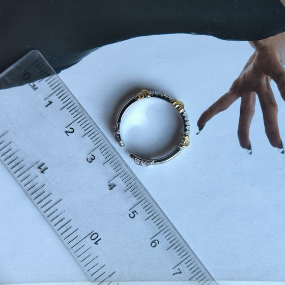 Серебряное кольцо с фианитами