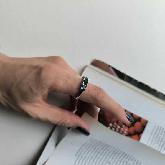 Серебряное кольцо с топазом Лондон Блю 1.759ct