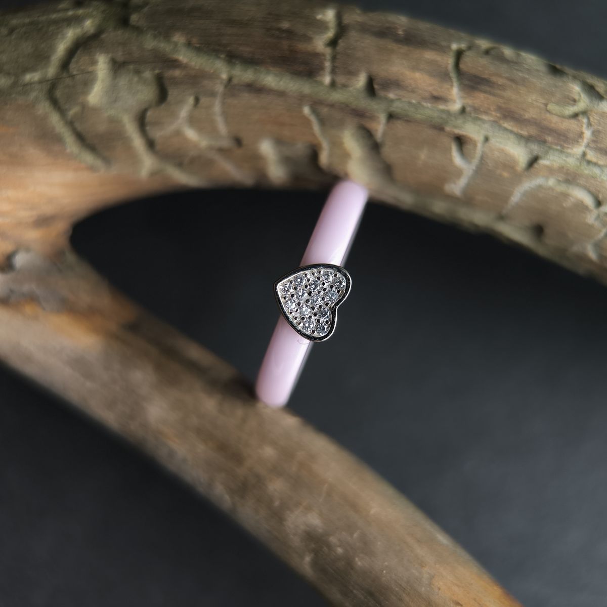 Серебряное кольцо с керамикой