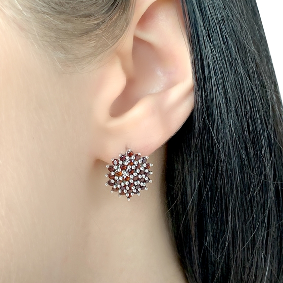 Серебряные серьги с гранатом 2.882ct