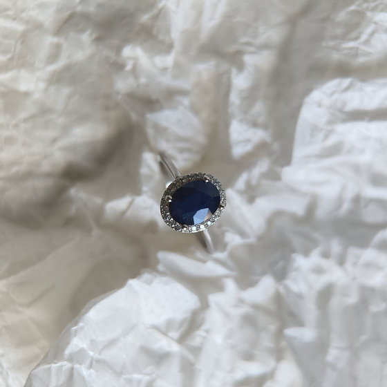 Серебряное кольцо с сапфиром 1.792ct
