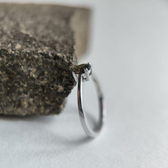 Серебряное кольцо с раухтопазом (дымчатым кварцем) 0.442ct