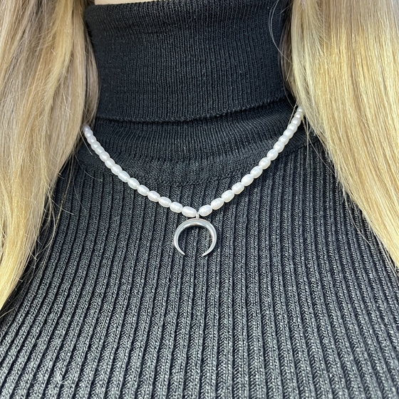 Серебряное колье с жемчугом барочным Серебряное колье с жемчугом барочным