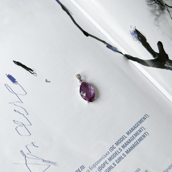 Серебряная подвеска с александритом 7.37ct