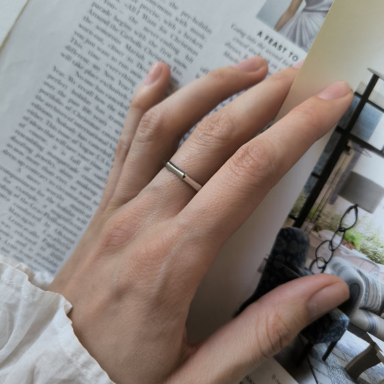 Серебряное кольцо без камней