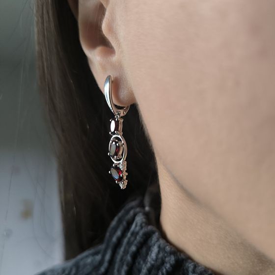 Серебряные серьги с гранатом 3.442ct