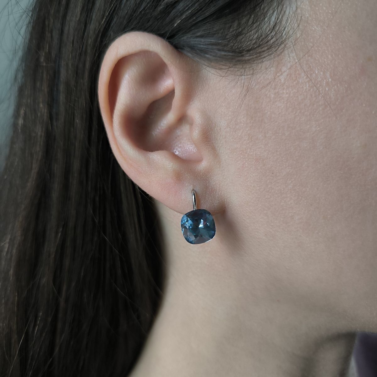 Серебряные серьги с фианитами