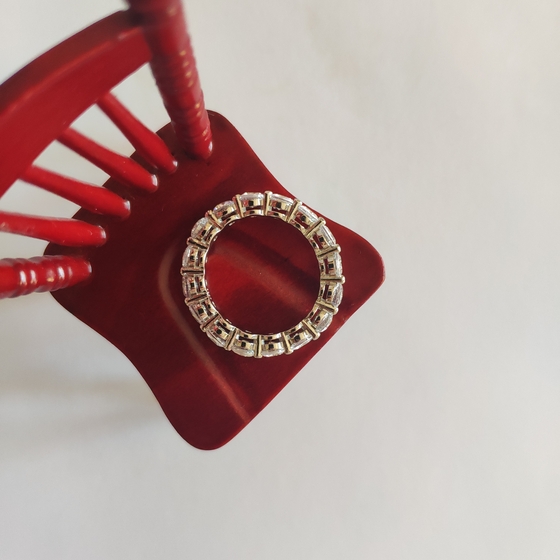 Серебряное кольцо с фианитами